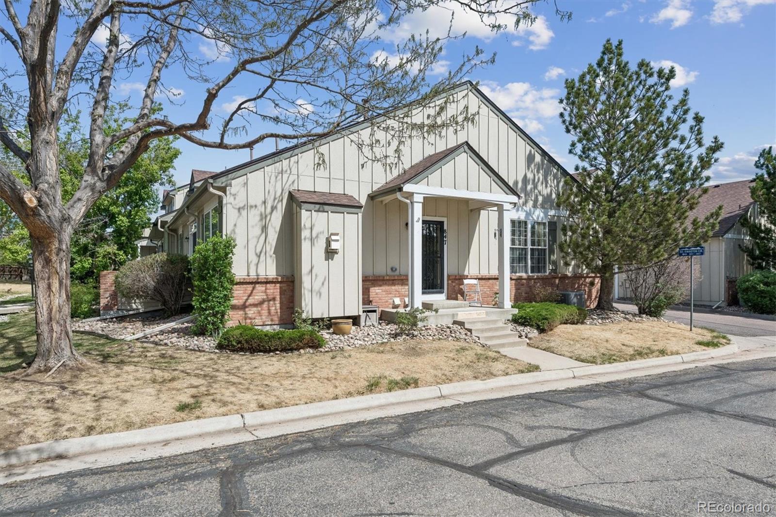 MLS Image #1 for 847 s evanston circle ,aurora, Colorado