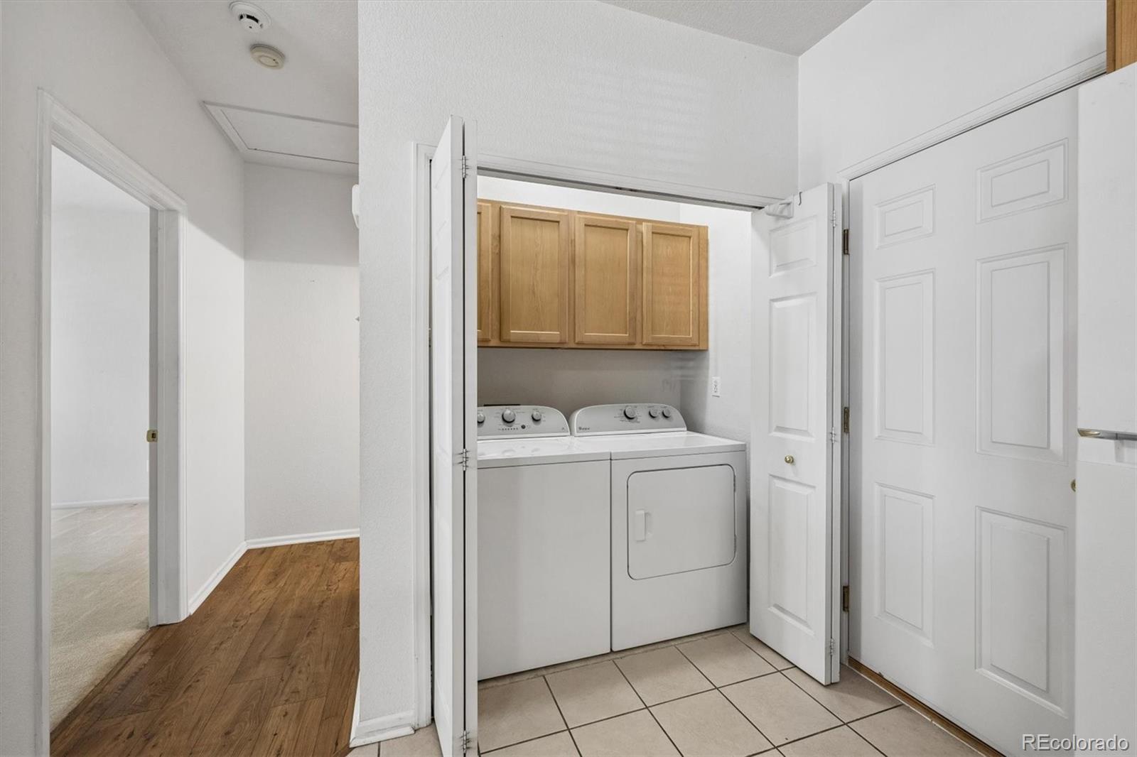 MLS Image #10 for 847 s evanston circle ,aurora, Colorado