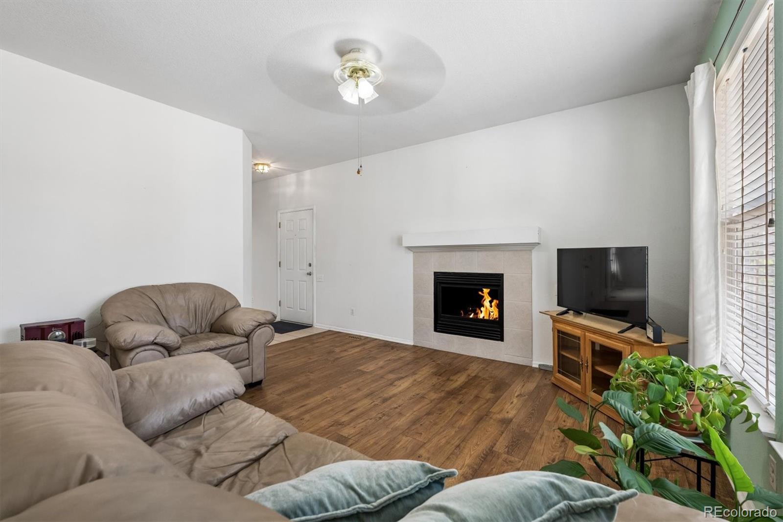 MLS Image #3 for 847 s evanston circle ,aurora, Colorado