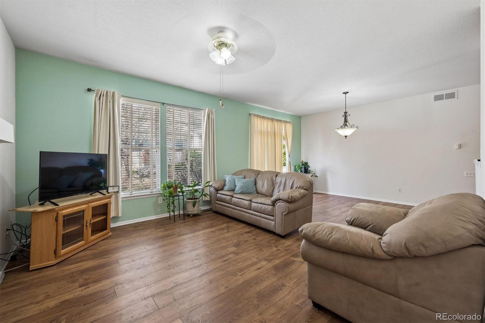 MLS Image #5 for 847 s evanston circle ,aurora, Colorado