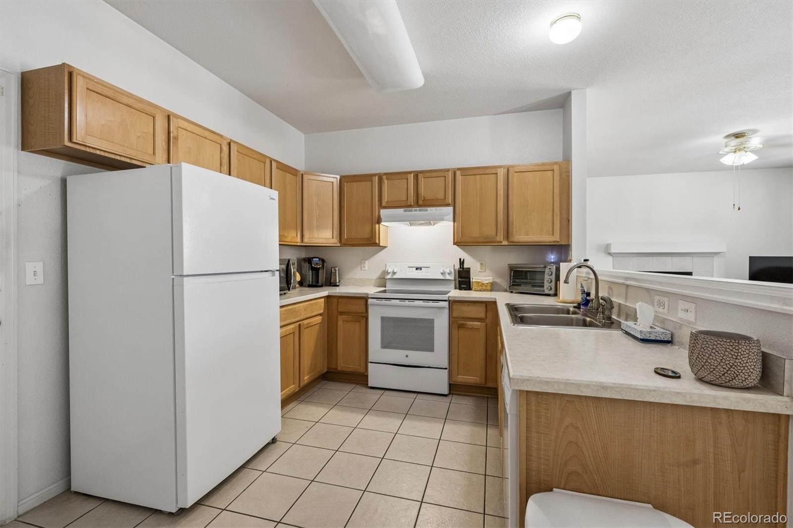 MLS Image #8 for 847 s evanston circle ,aurora, Colorado