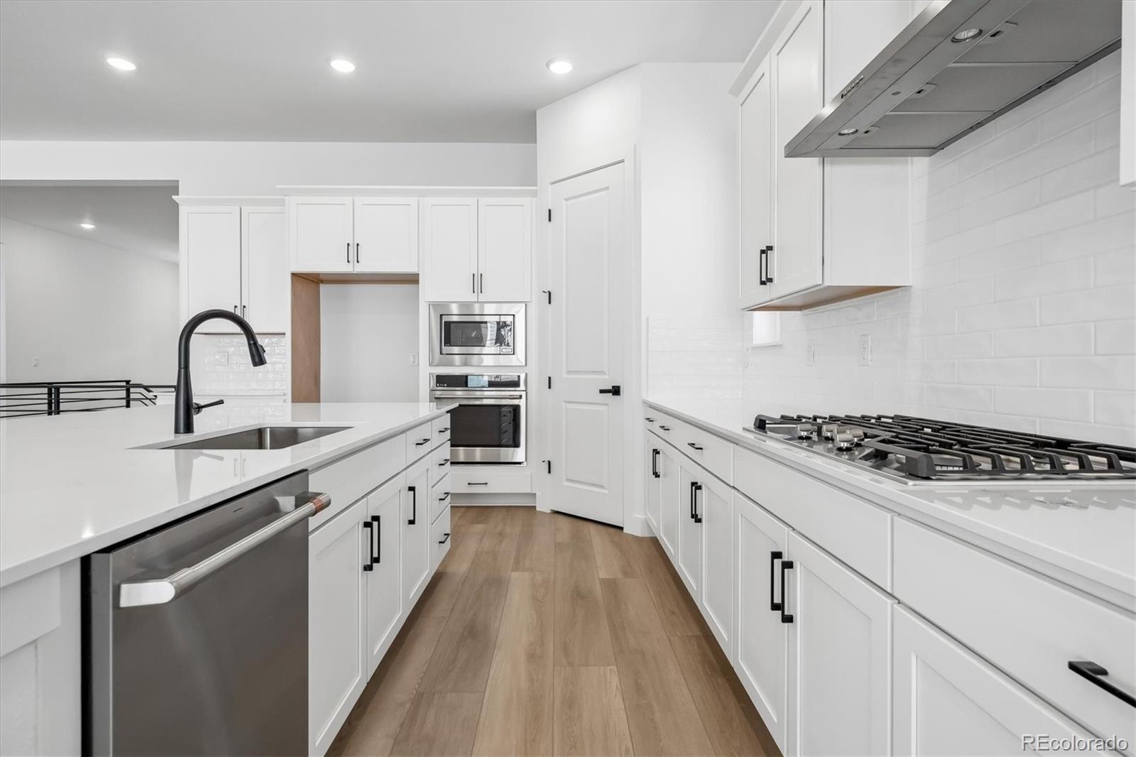 MLS Image #14 for 8610  yellowcress street,littleton, Colorado