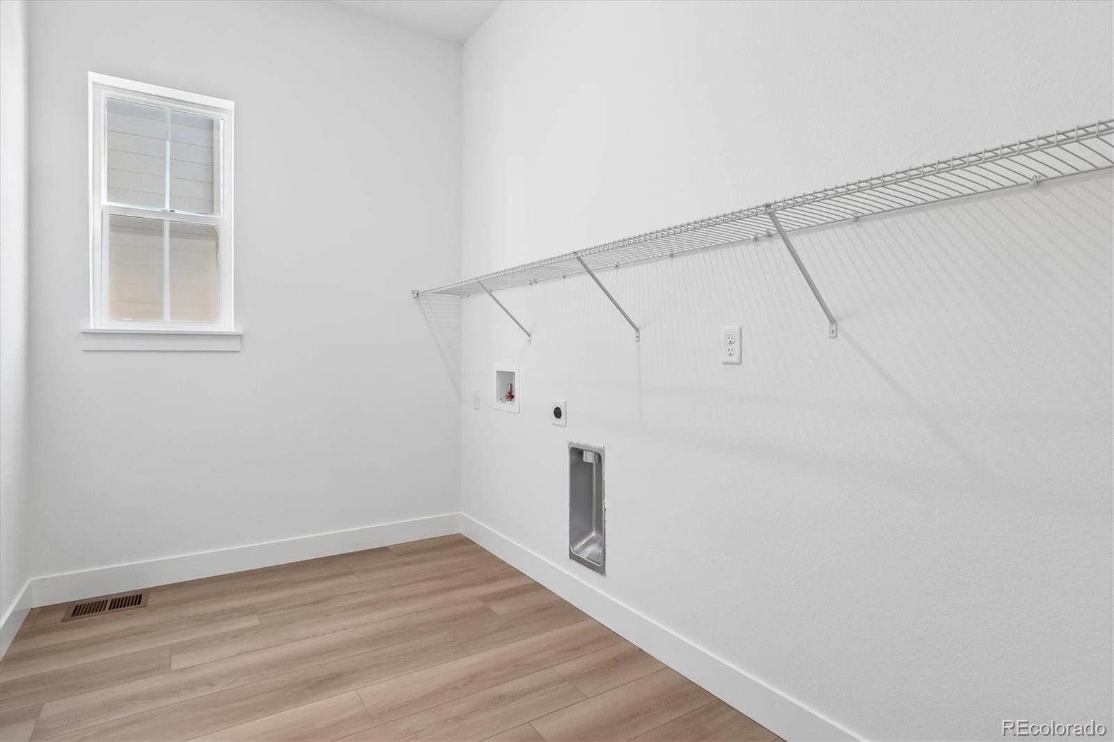 MLS Image #4 for 8610  yellowcress street,littleton, Colorado