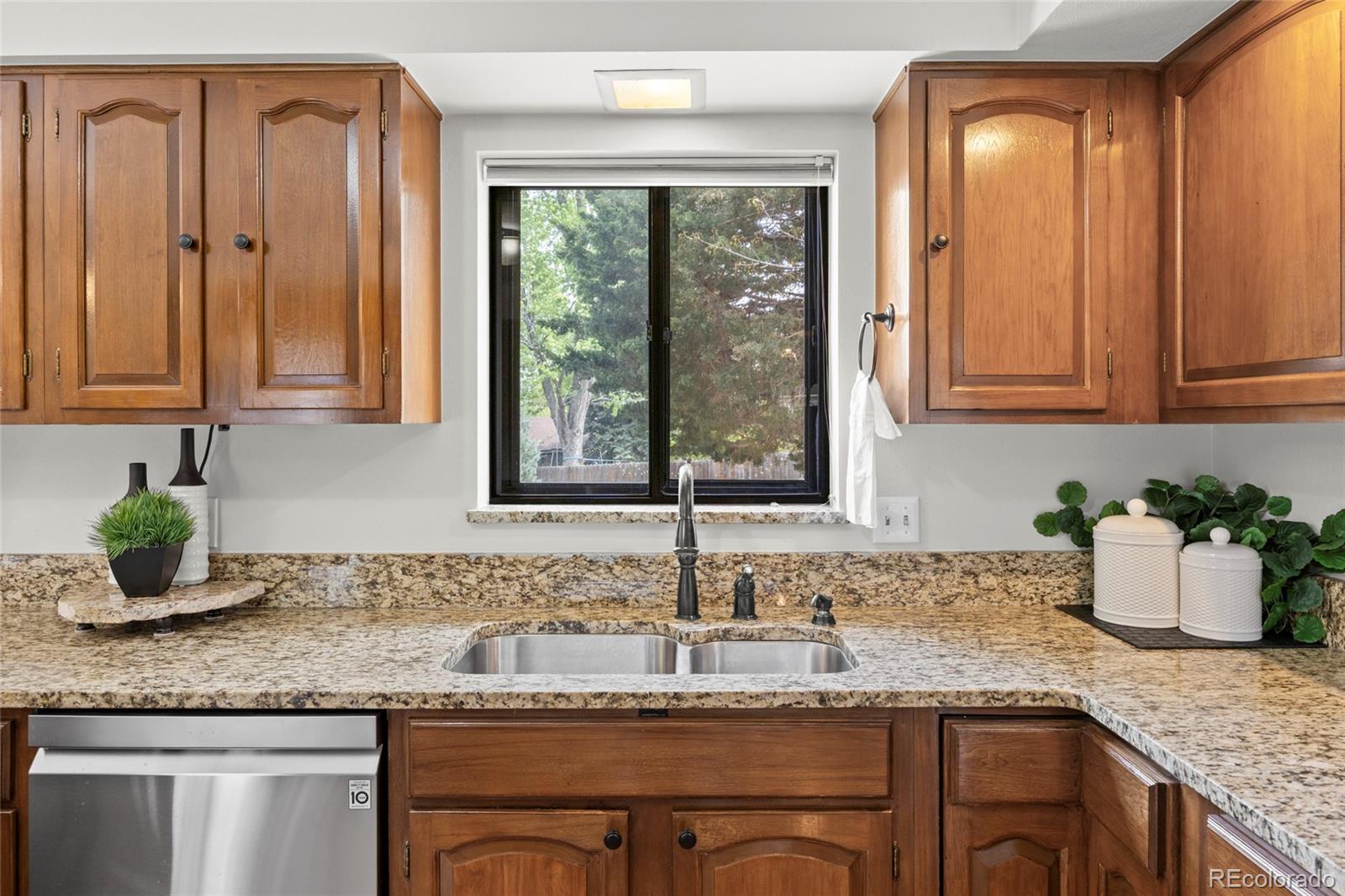 MLS Image #11 for 7386 s ogden way,centennial, Colorado