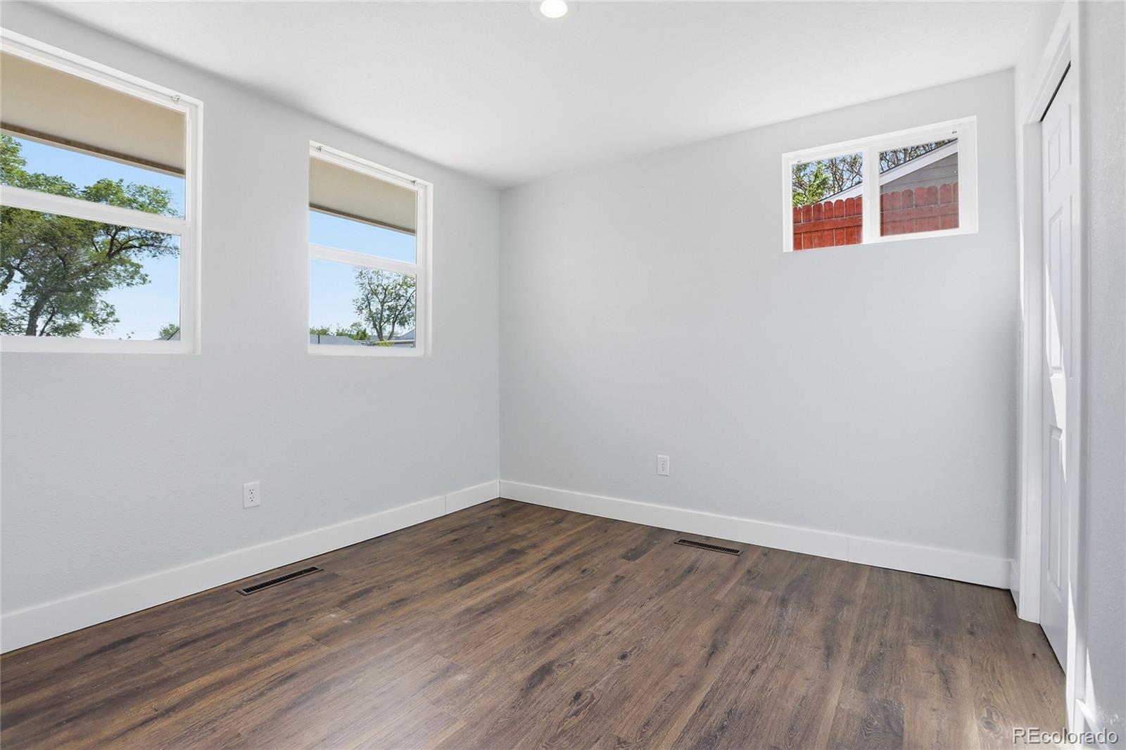 MLS Image #12 for 81  bowie court,denver, Colorado