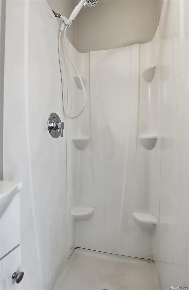 MLS Image #16 for 81  bowie court,denver, Colorado