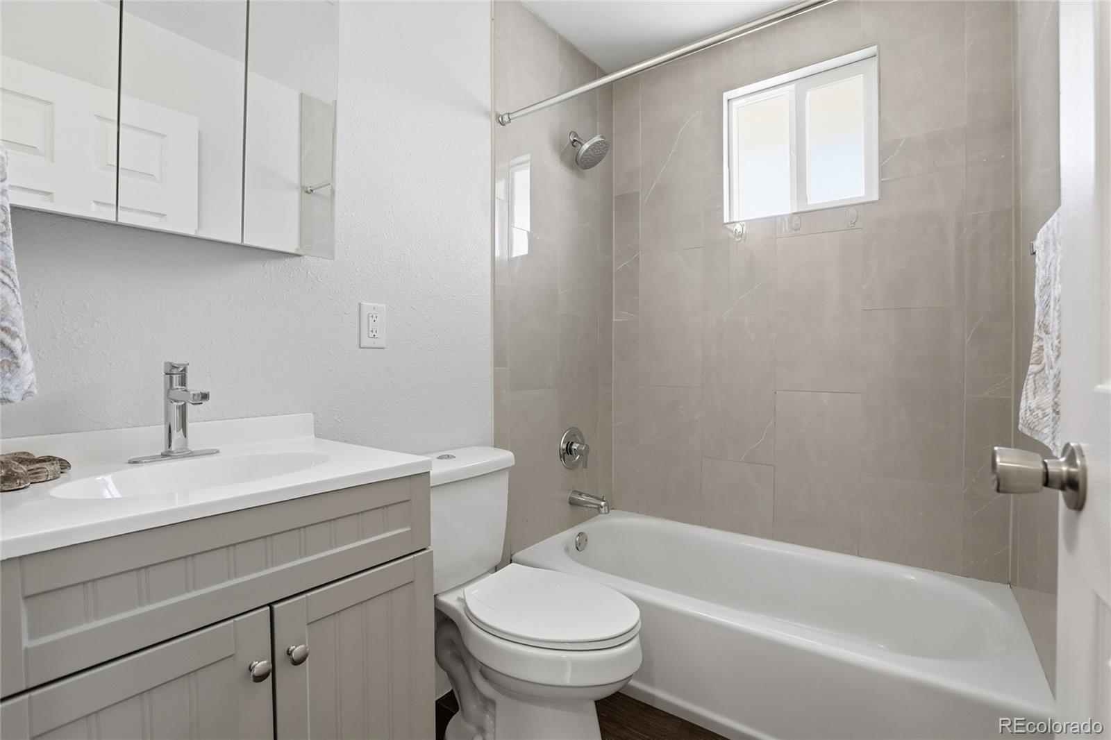 MLS Image #17 for 81  bowie court,denver, Colorado