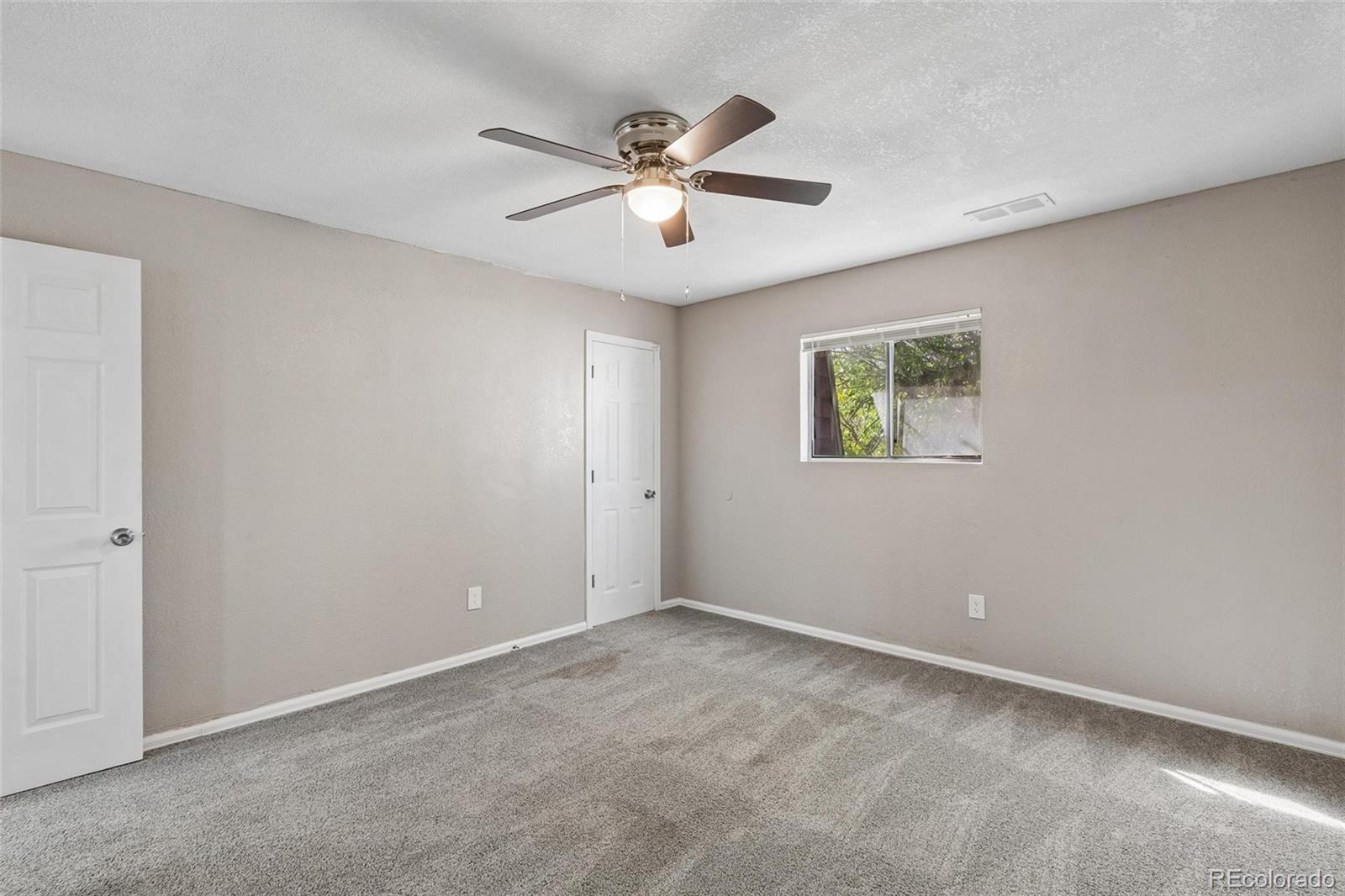 MLS Image #20 for 1015 s eliot street,denver, Colorado