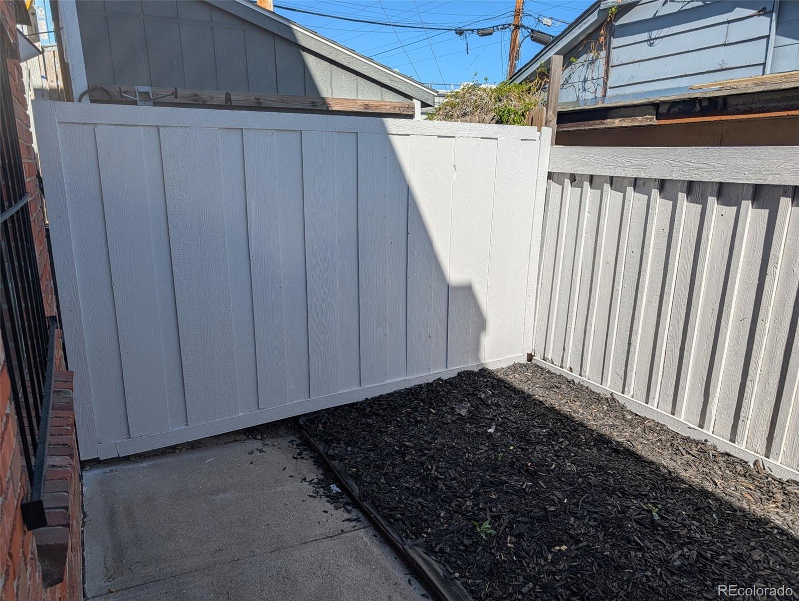MLS Image #21 for 1015 s eliot street,denver, Colorado