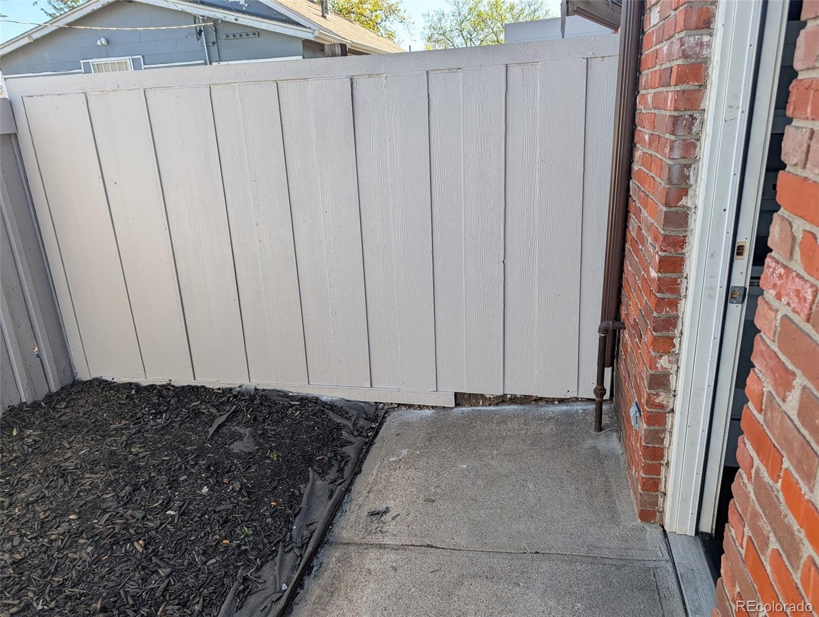 MLS Image #23 for 1015 s eliot street,denver, Colorado
