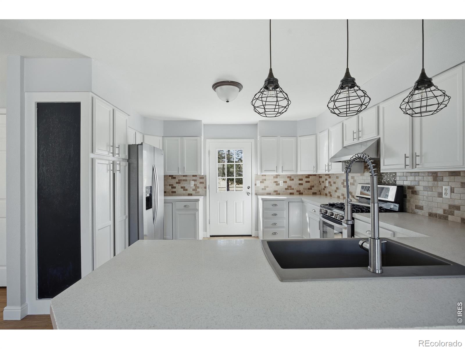 MLS Image #5 for 2056  calhoun court,loveland, Colorado