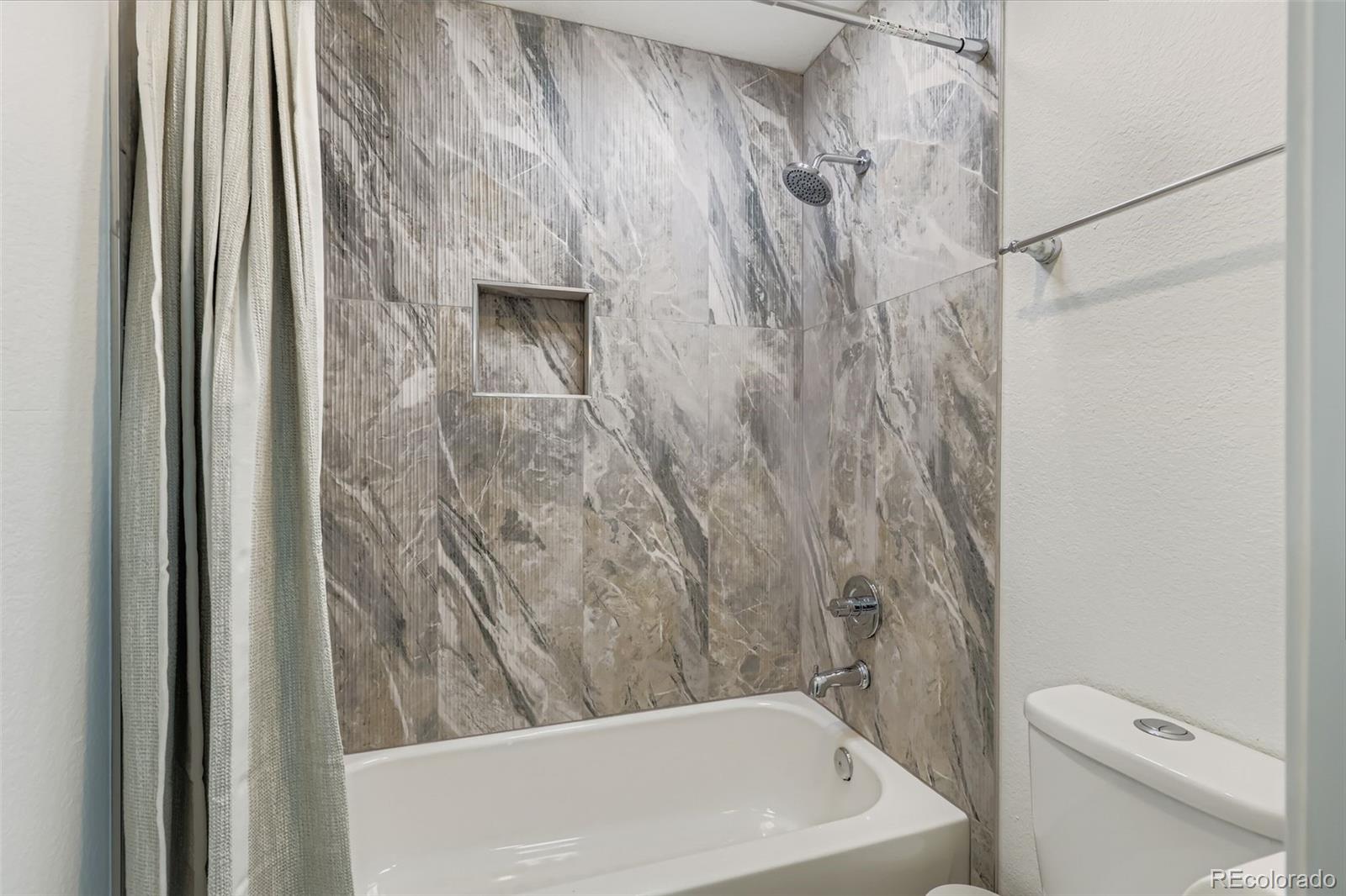 MLS Image #35 for 8407 s parfet court,littleton, Colorado