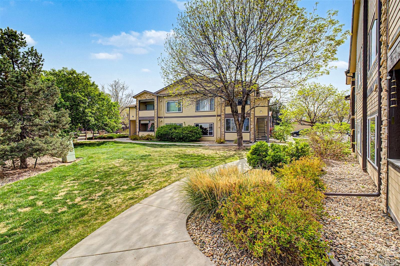 MLS Image #2 for 4875 s balsam way,littleton, Colorado