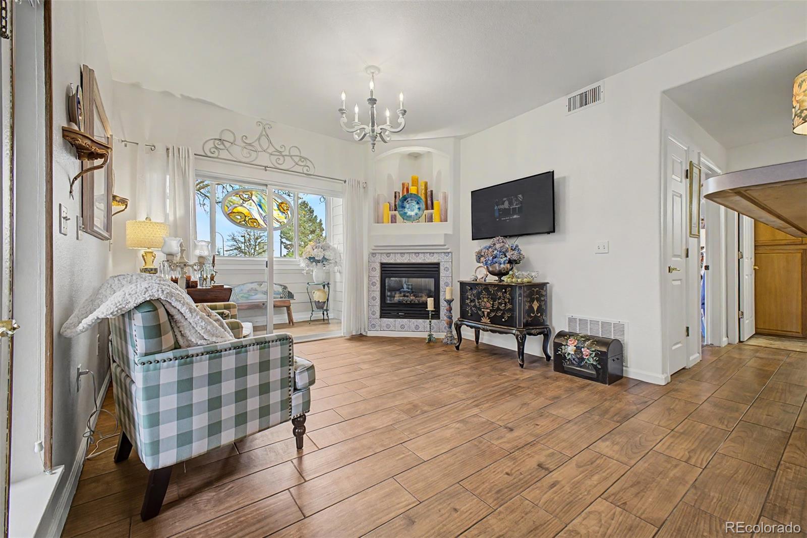 MLS Image #3 for 4875 s balsam way,littleton, Colorado