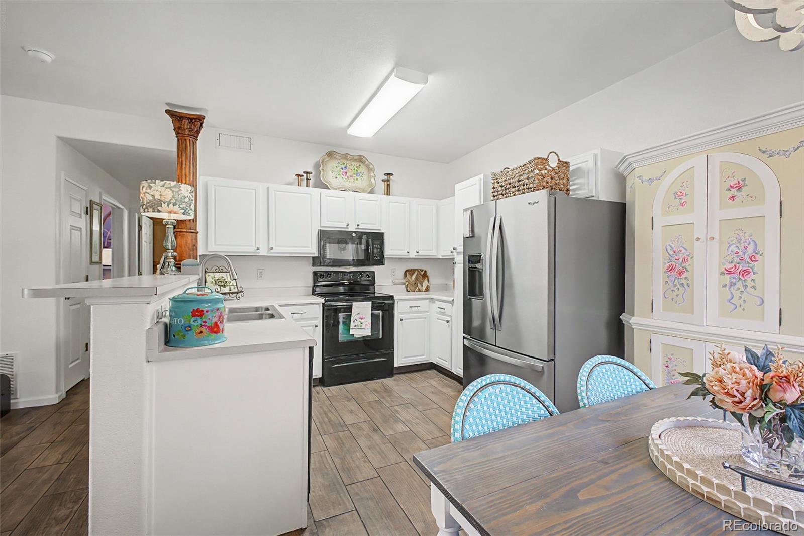 MLS Image #7 for 4875 s balsam way,littleton, Colorado