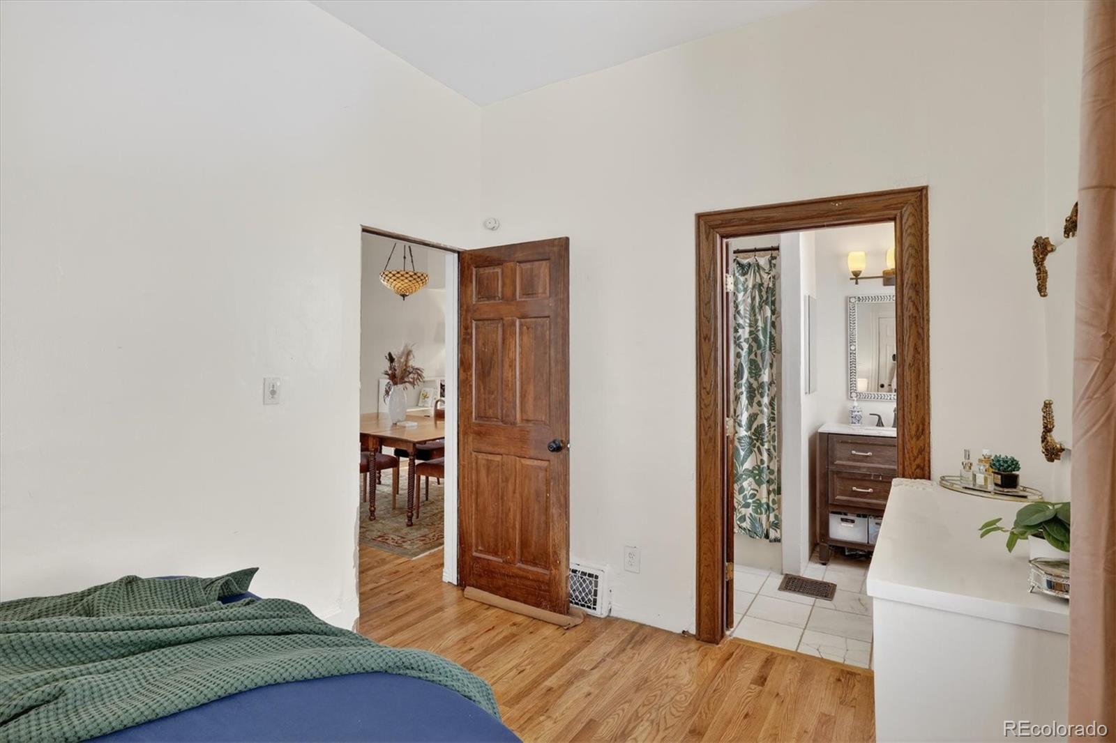 MLS Image #14 for 3030 n marion street,denver, Colorado