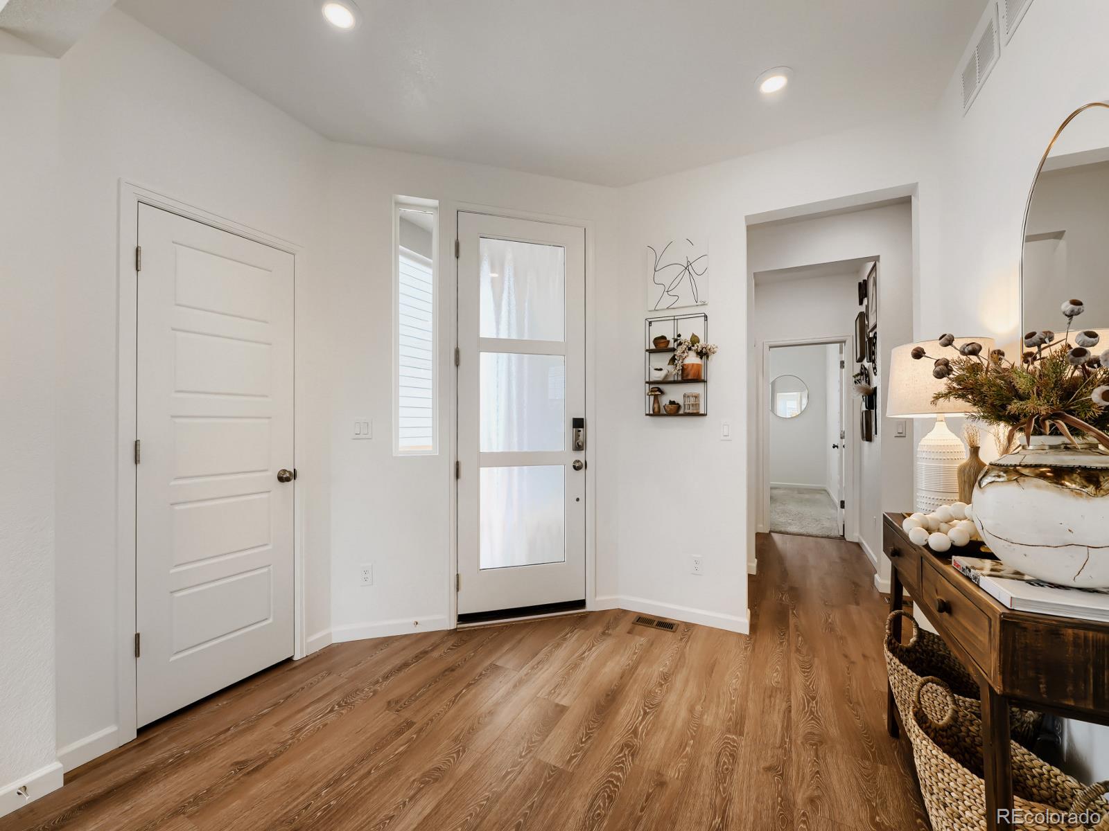 MLS Image #4 for 23966 e river front drive,aurora, Colorado