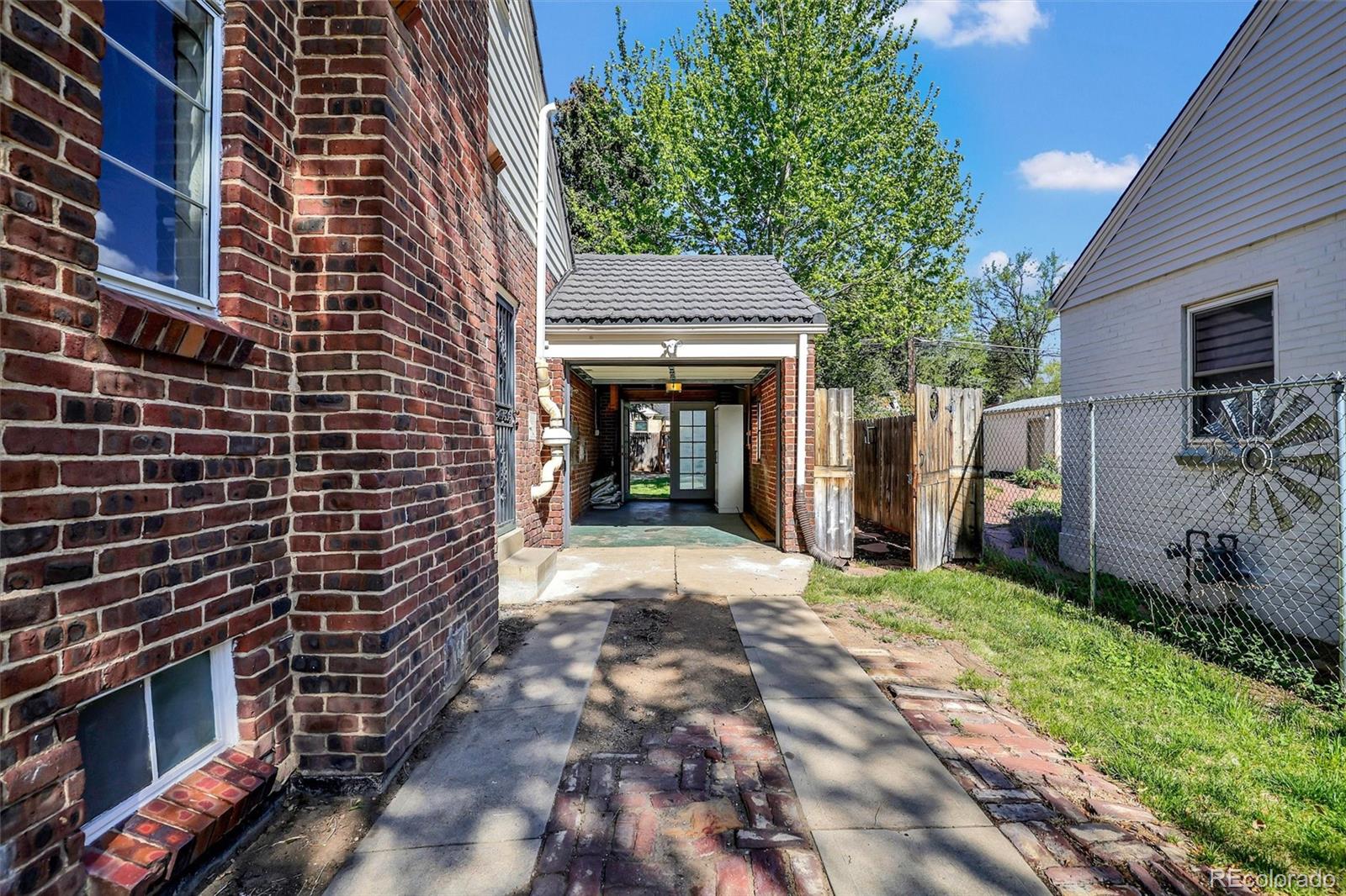MLS Image #4 for 1230  magnolia street,denver, Colorado