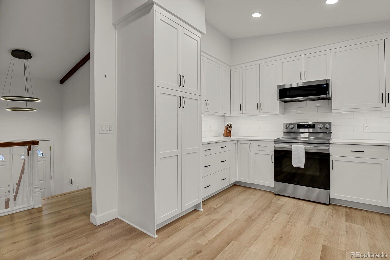 MLS Image #17 for 2625 s ammons way,lakewood, Colorado
