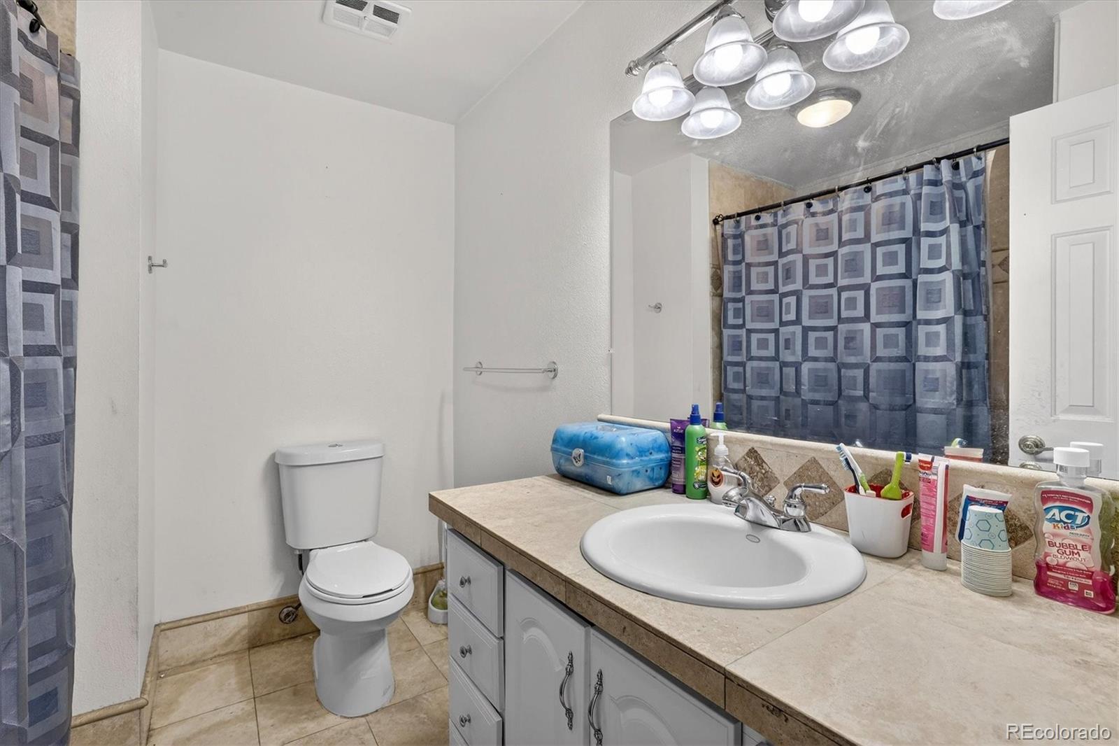MLS Image #35 for 16474 e girard avenue,aurora, Colorado