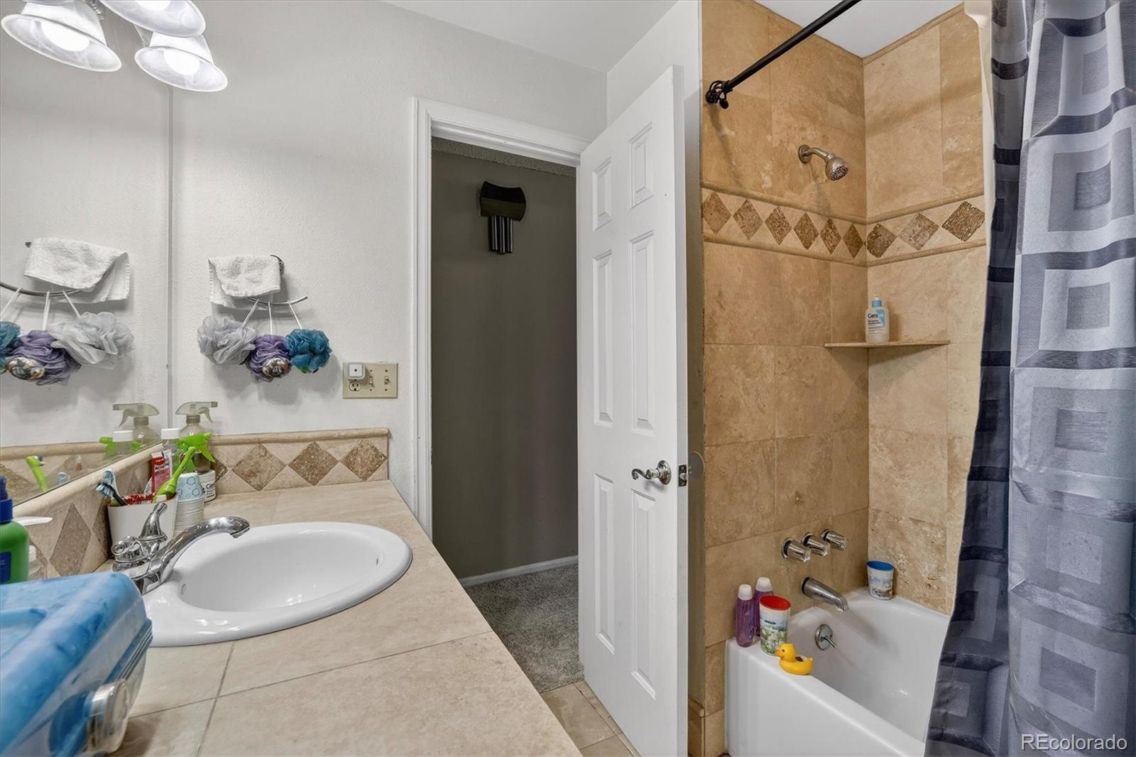 MLS Image #36 for 16474 e girard avenue,aurora, Colorado