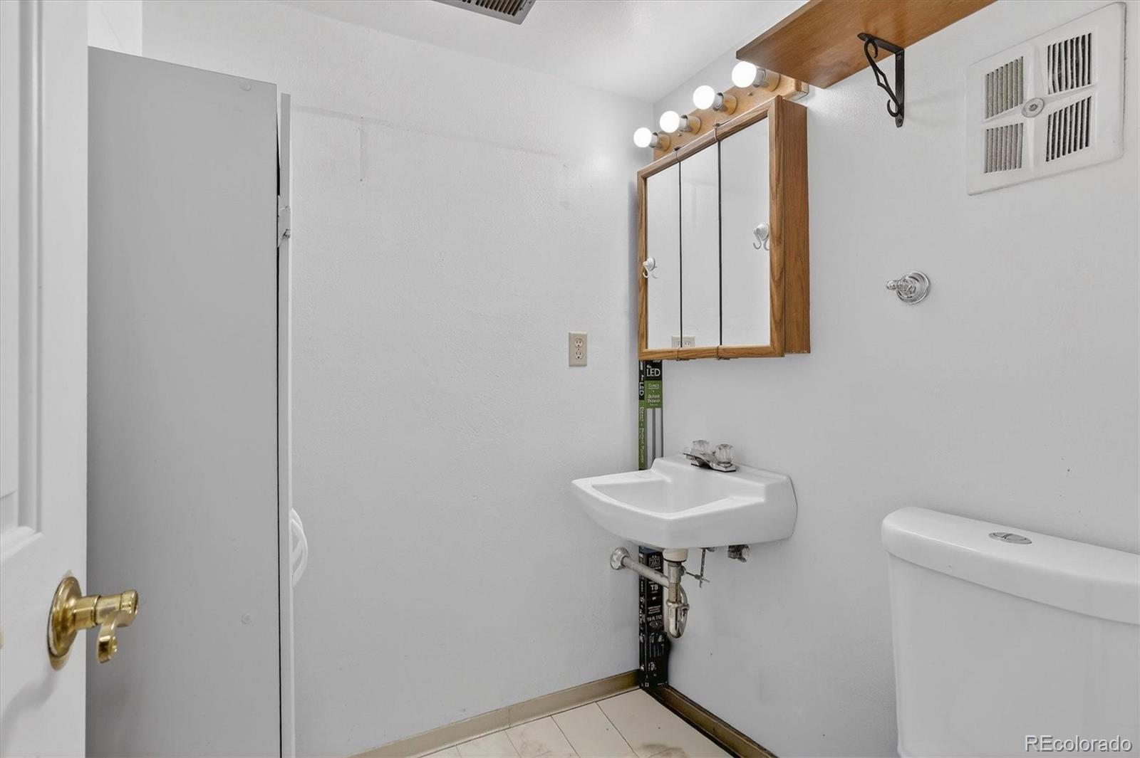 MLS Image #43 for 16474 e girard avenue,aurora, Colorado
