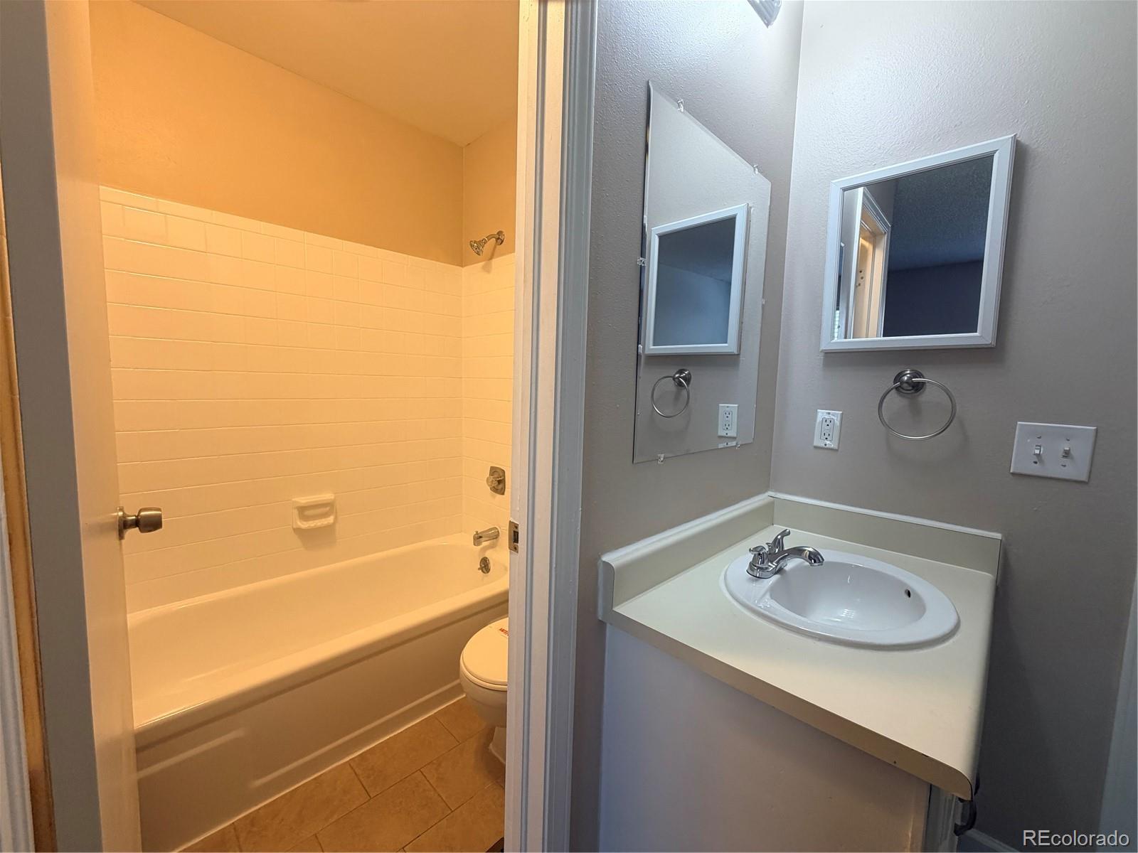 MLS Image #29 for 1731 s blackhawk way d,aurora, Colorado