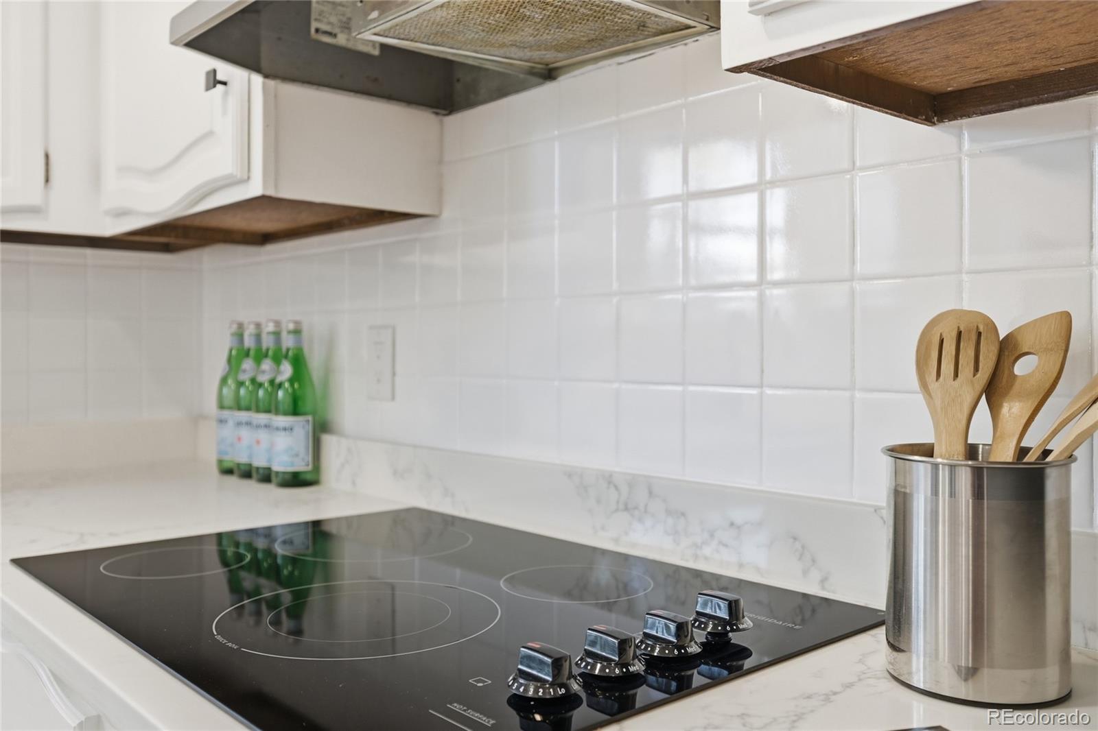 MLS Image #11 for 5  chautard court,pueblo, Colorado