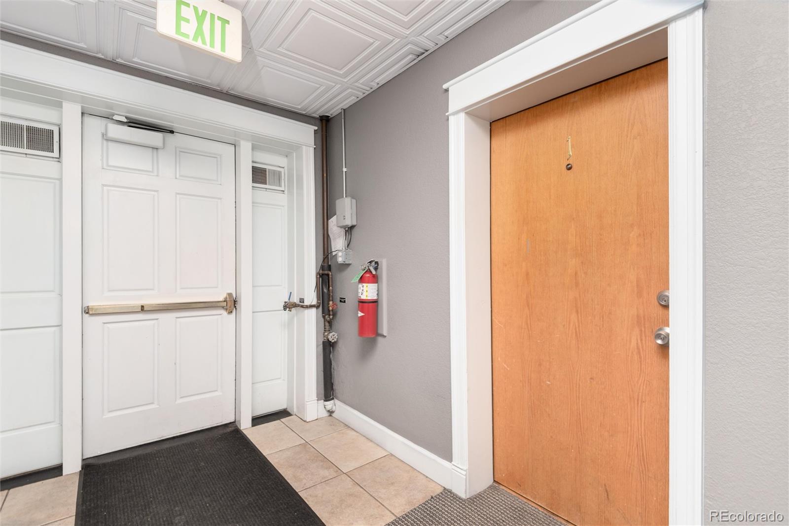 MLS Image #2 for 1650 n pearl street,denver, Colorado
