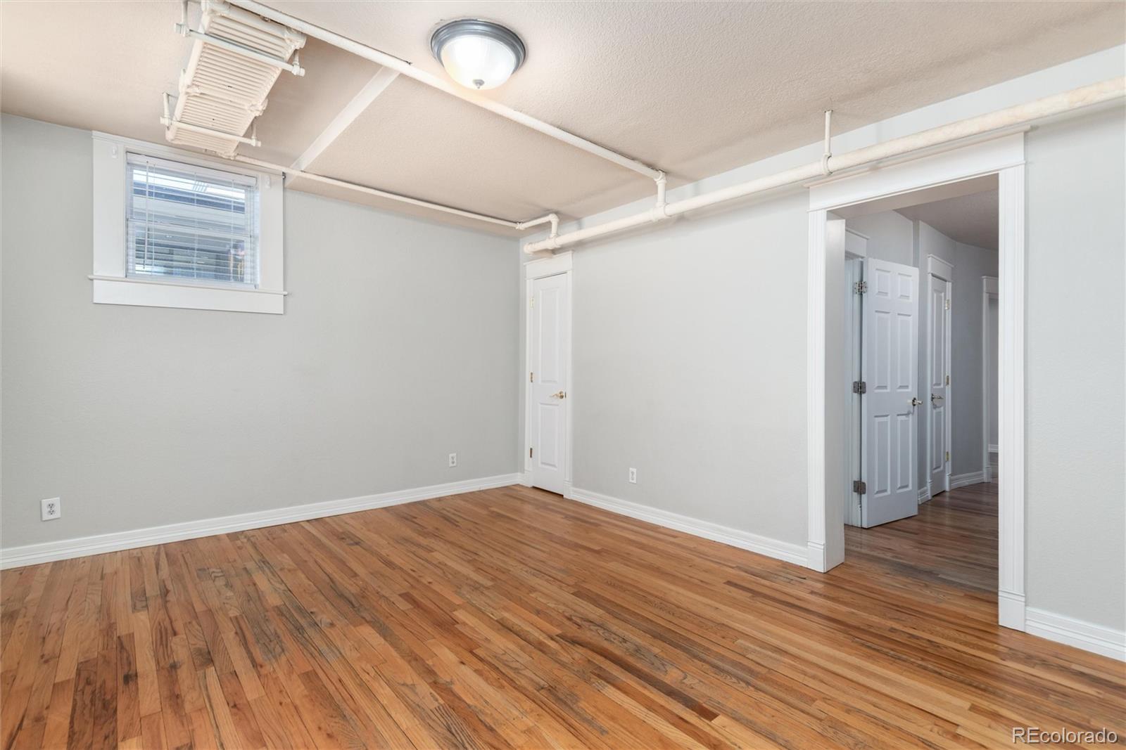 MLS Image #4 for 1650 n pearl street,denver, Colorado