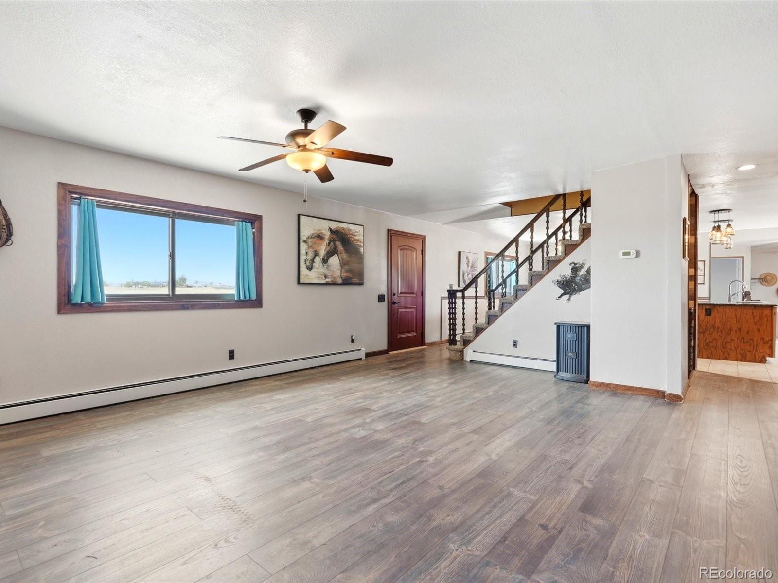 MLS Image #10 for 16903  county road 6 ,fort lupton, Colorado