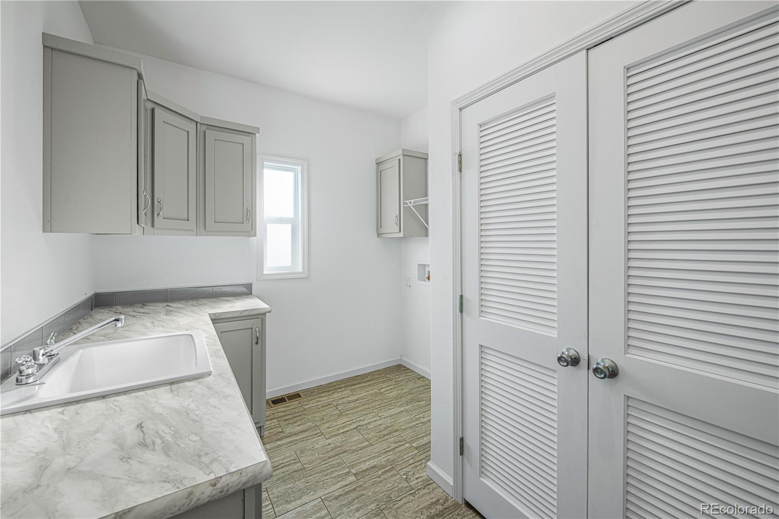 MLS Image #12 for 6  timberlake court,byers, Colorado