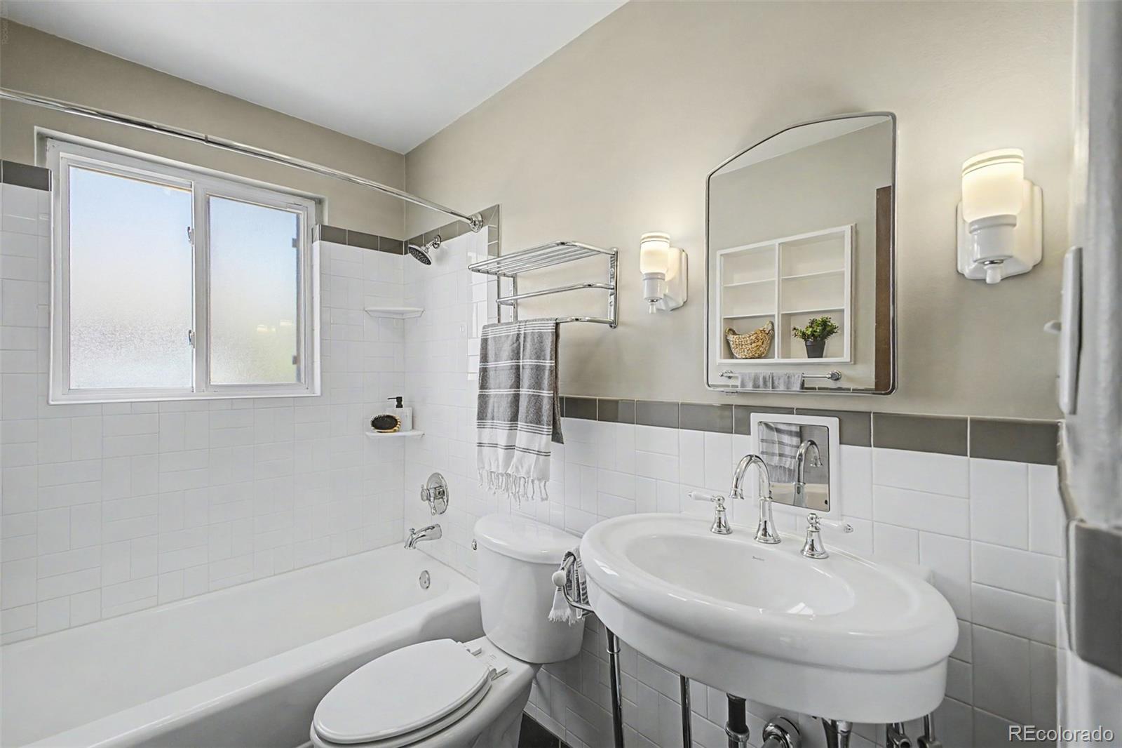 MLS Image #14 for 3776 s sherman street,englewood, Colorado