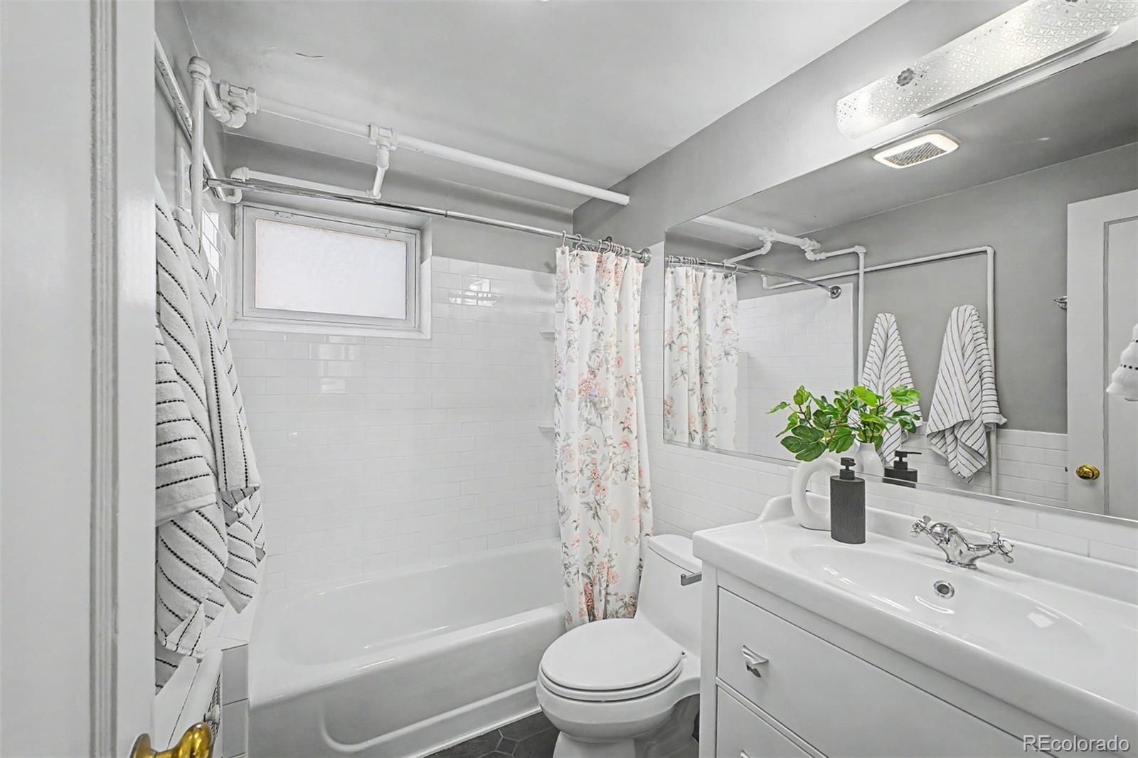 MLS Image #20 for 3776 s sherman street,englewood, Colorado