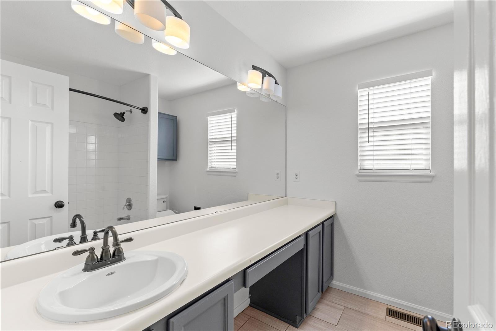 MLS Image #18 for 10327  woodrose lane,highlands ranch, Colorado