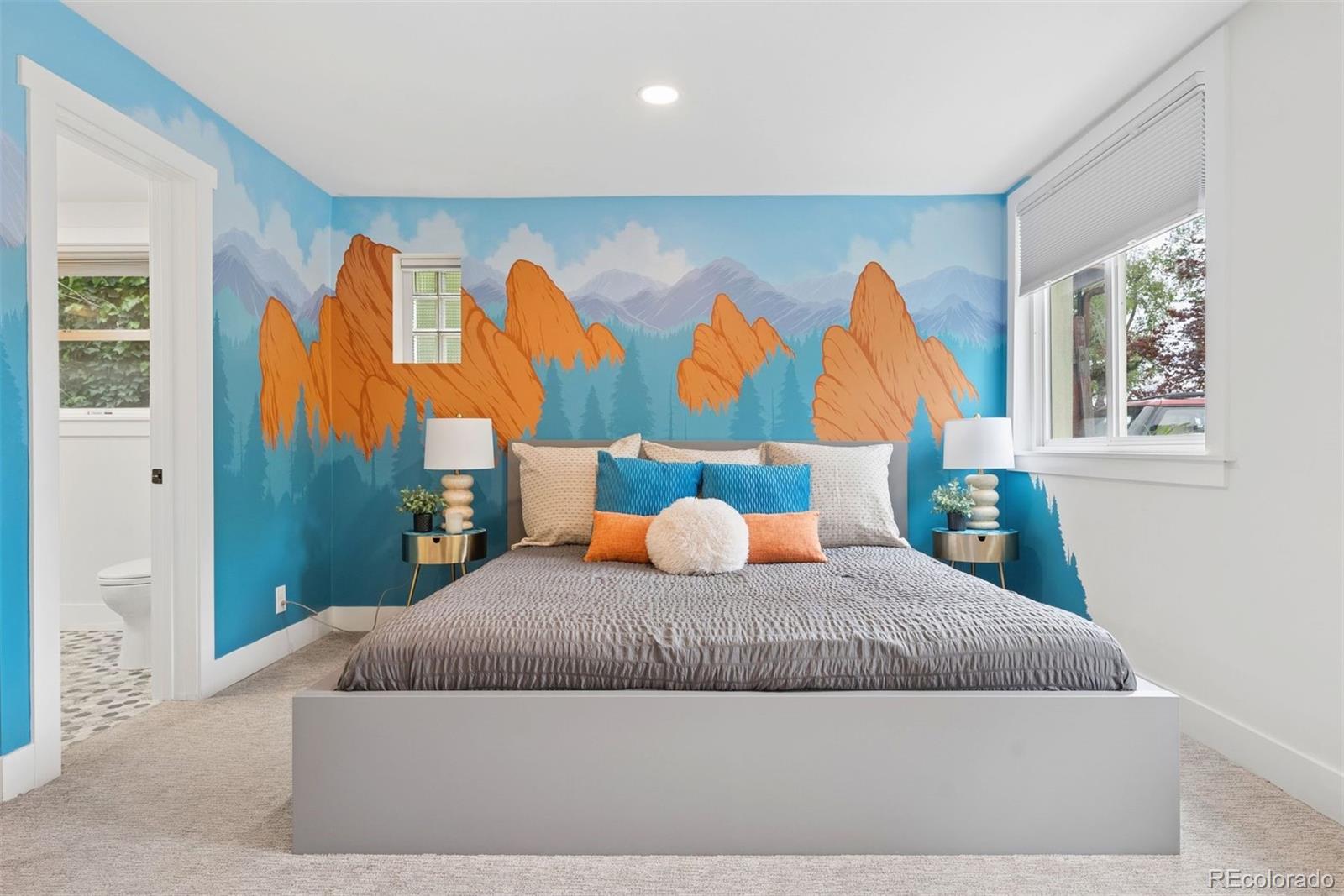MLS Image #26 for 1560  kearney street,denver, Colorado