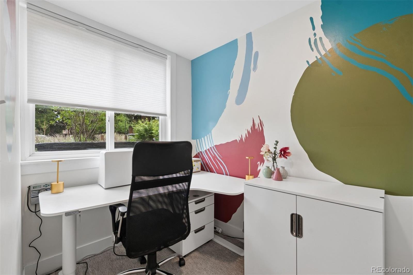 MLS Image #29 for 1560  kearney street,denver, Colorado