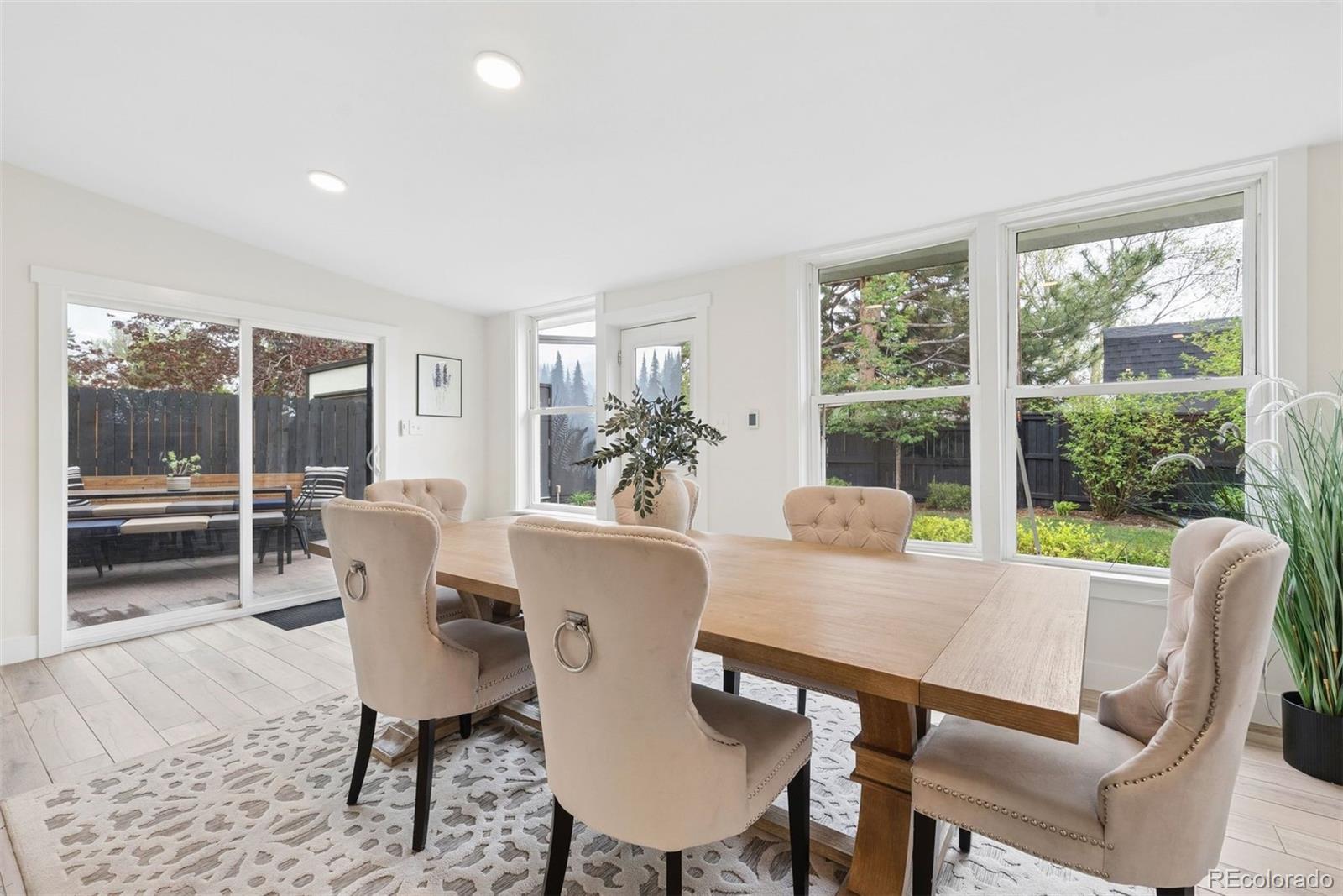 MLS Image #31 for 1560  kearney street,denver, Colorado