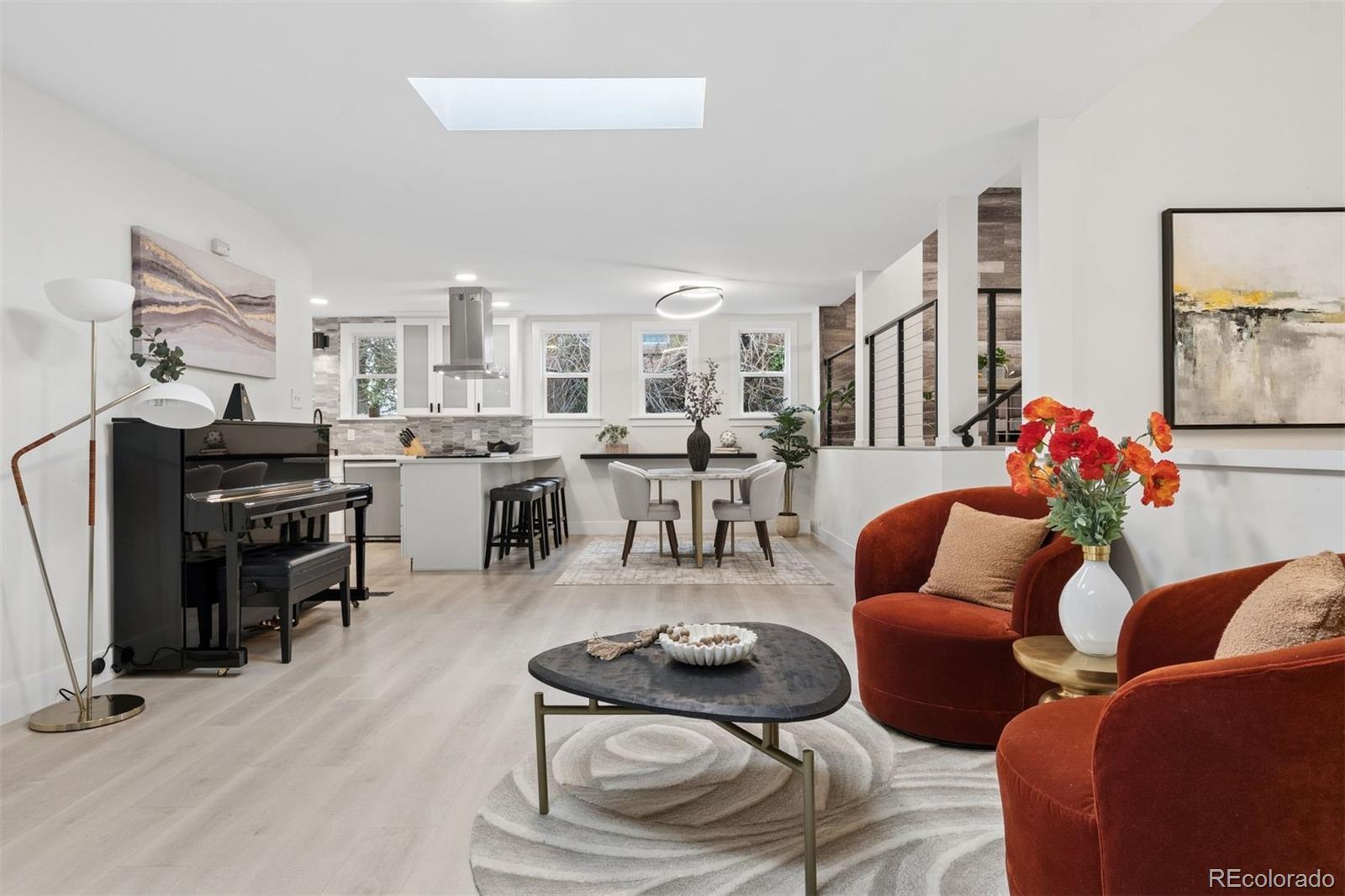 MLS Image #5 for 1560  kearney street,denver, Colorado