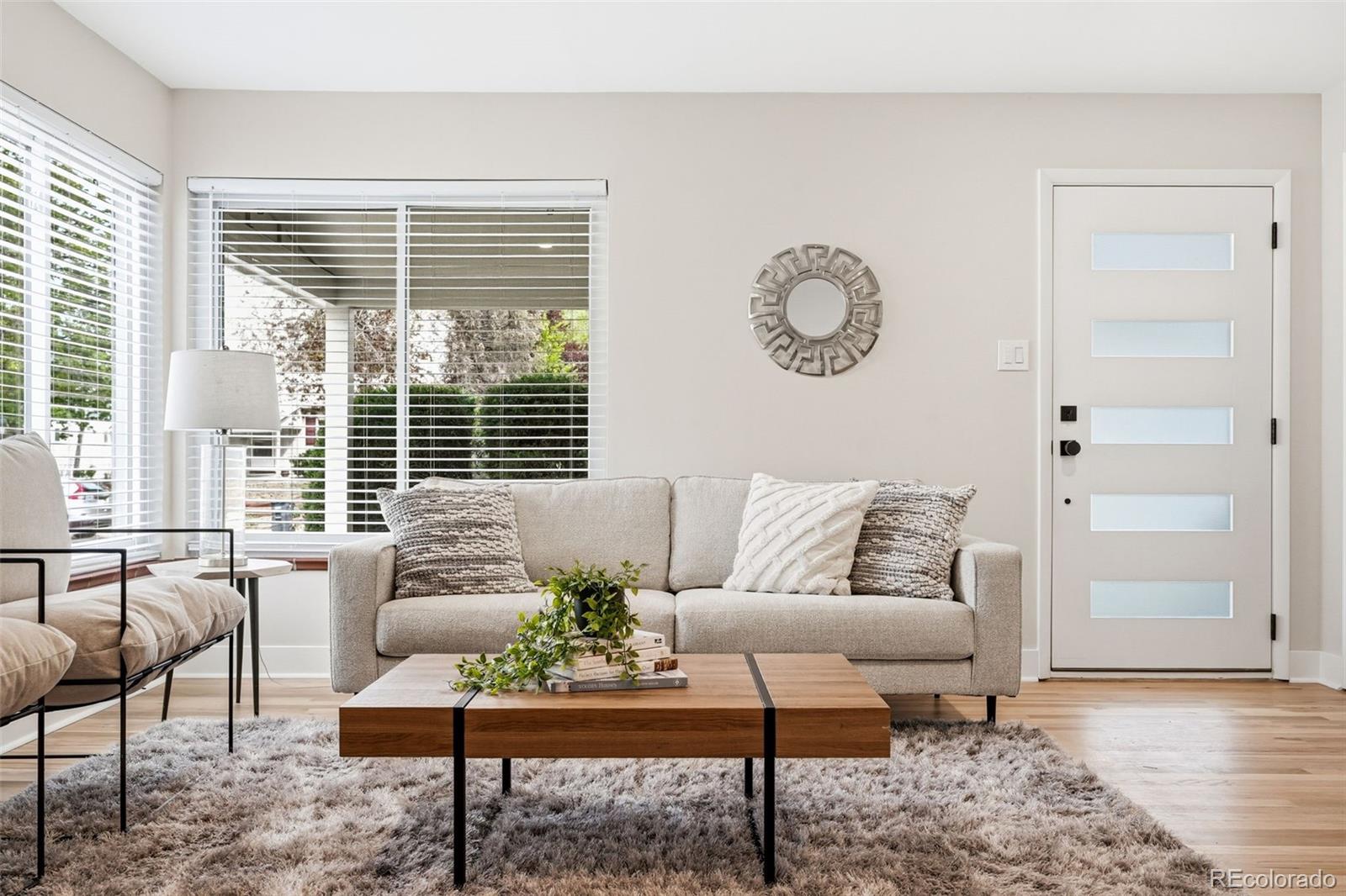 MLS Image #4 for 4676 e utah place,denver, Colorado