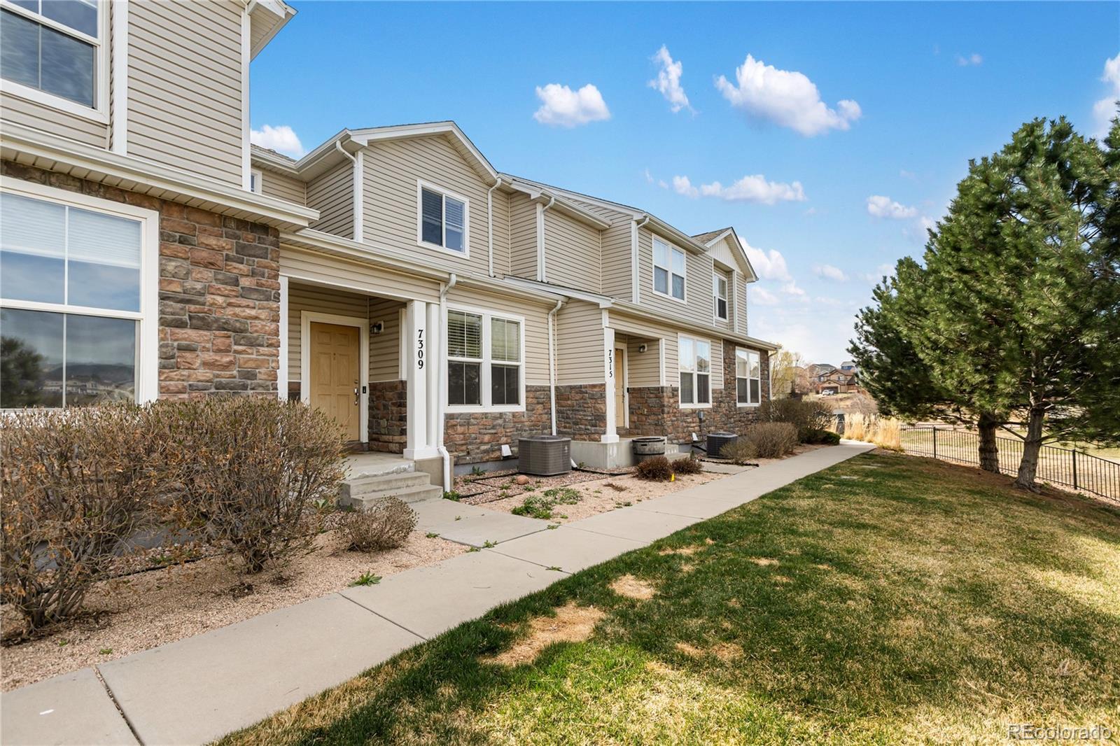 MLS Image #4 for 7309  sandy springs point,fountain, Colorado