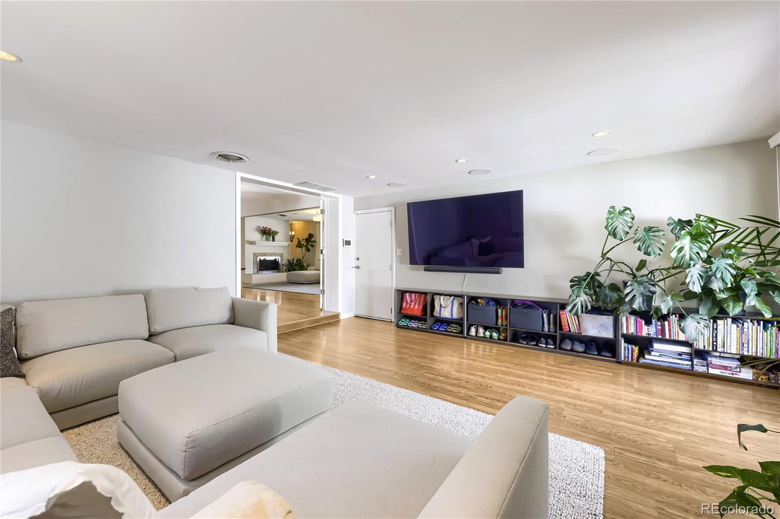 MLS Image #13 for 5425 e 3rd avenue,denver, Colorado