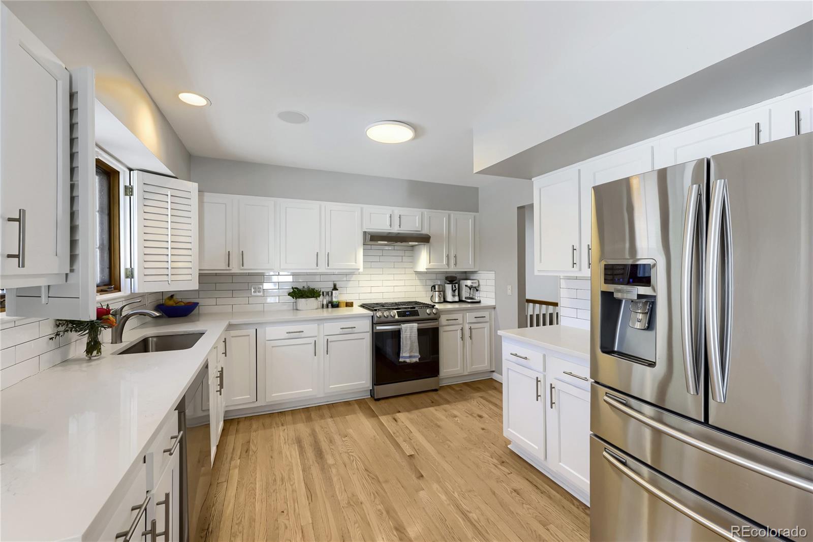 MLS Image #8 for 5425 e 3rd avenue,denver, Colorado