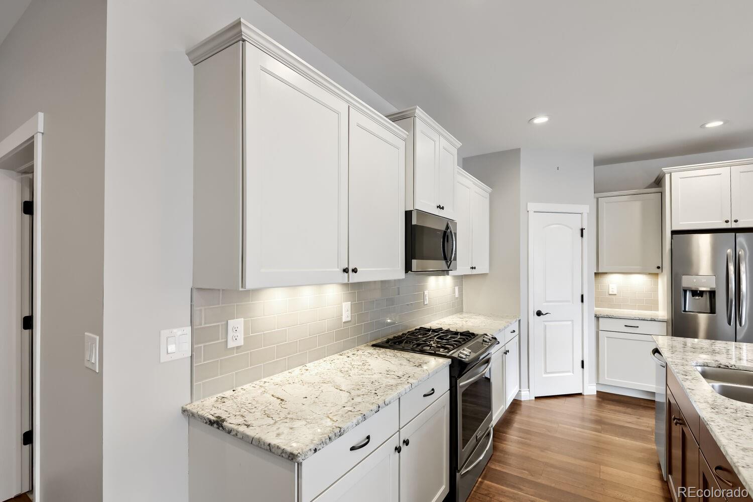 MLS Image #6 for 11510  colony loop,parker, Colorado