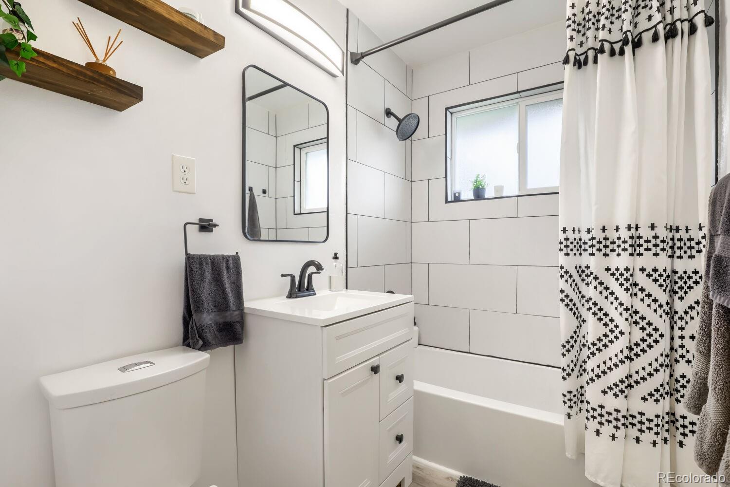 MLS Image #12 for 2089 s raleigh street,denver, Colorado