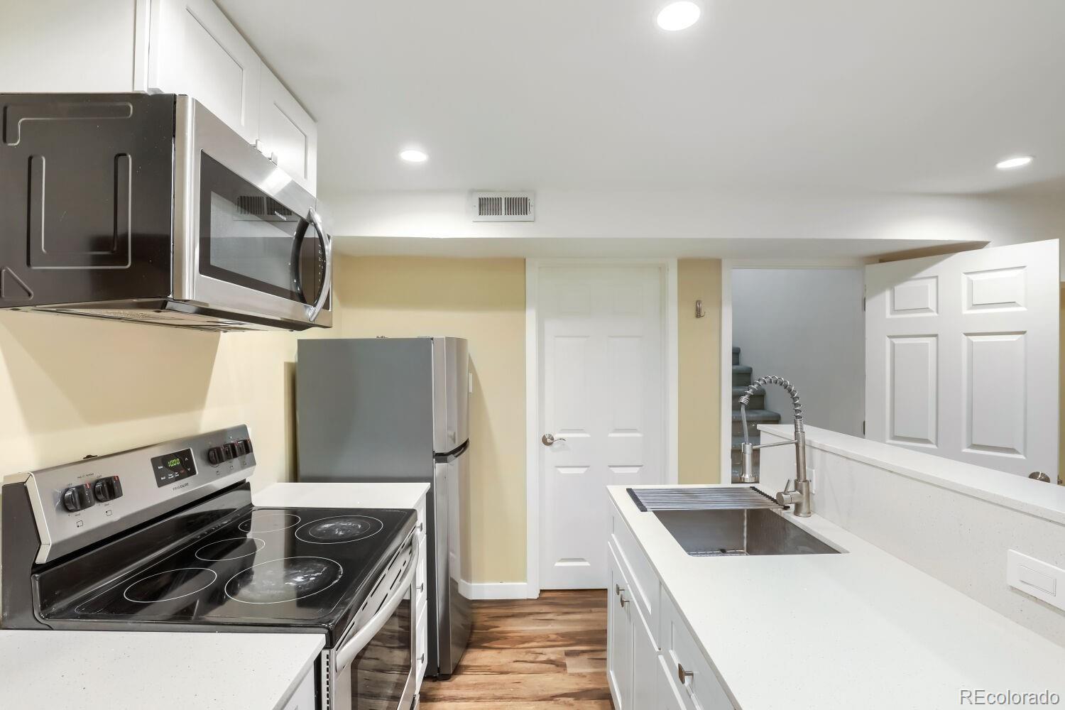 MLS Image #18 for 2089 s raleigh street,denver, Colorado