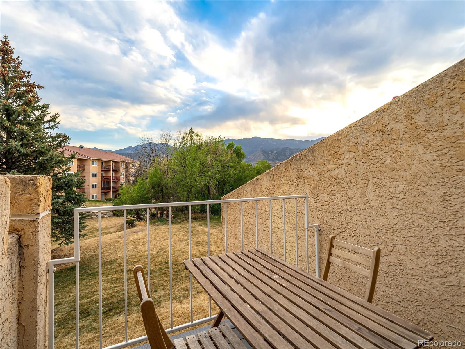 MLS Image #18 for 518  observatory drive,colorado springs, Colorado