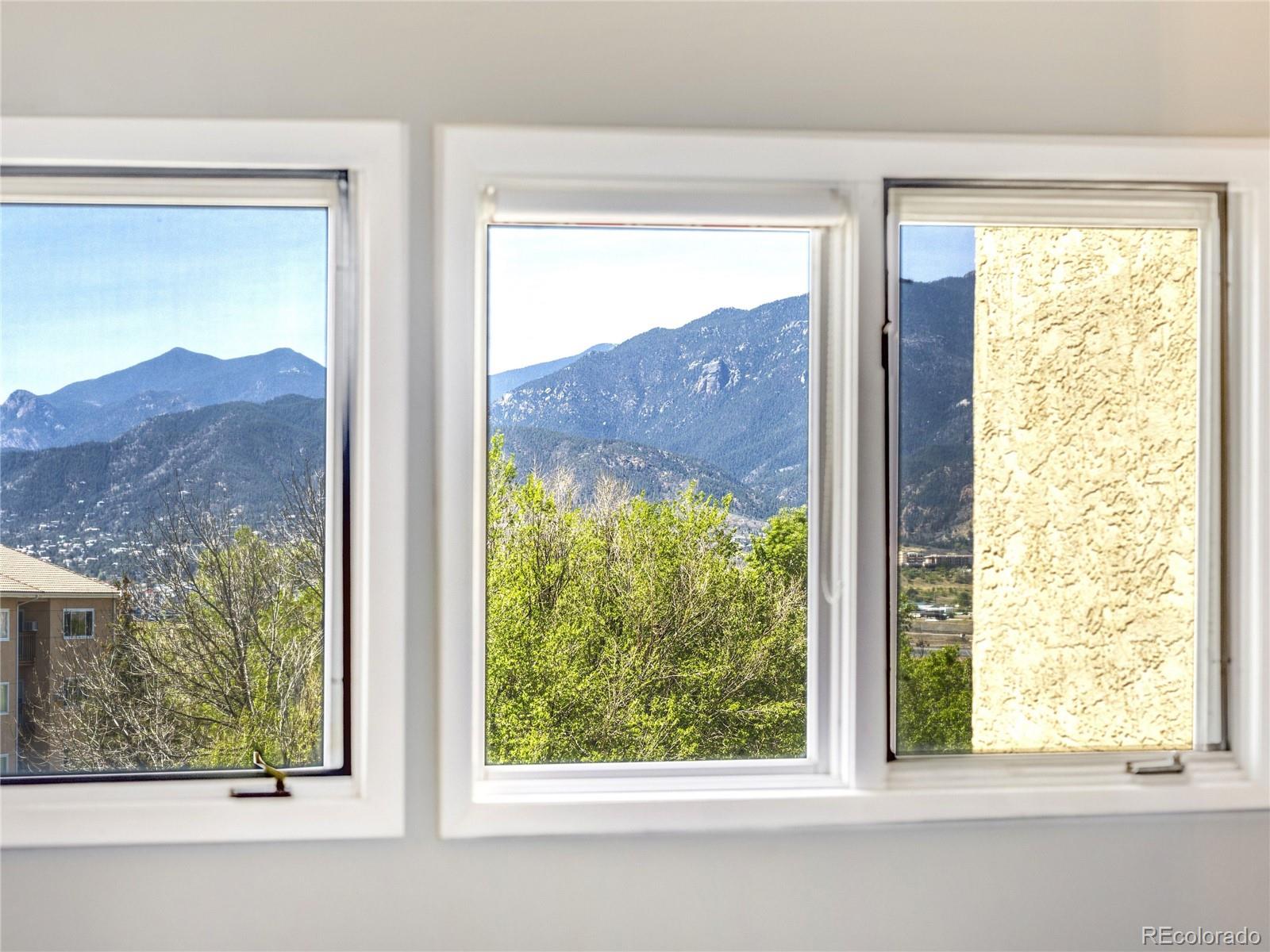 MLS Image #36 for 518  observatory drive,colorado springs, Colorado