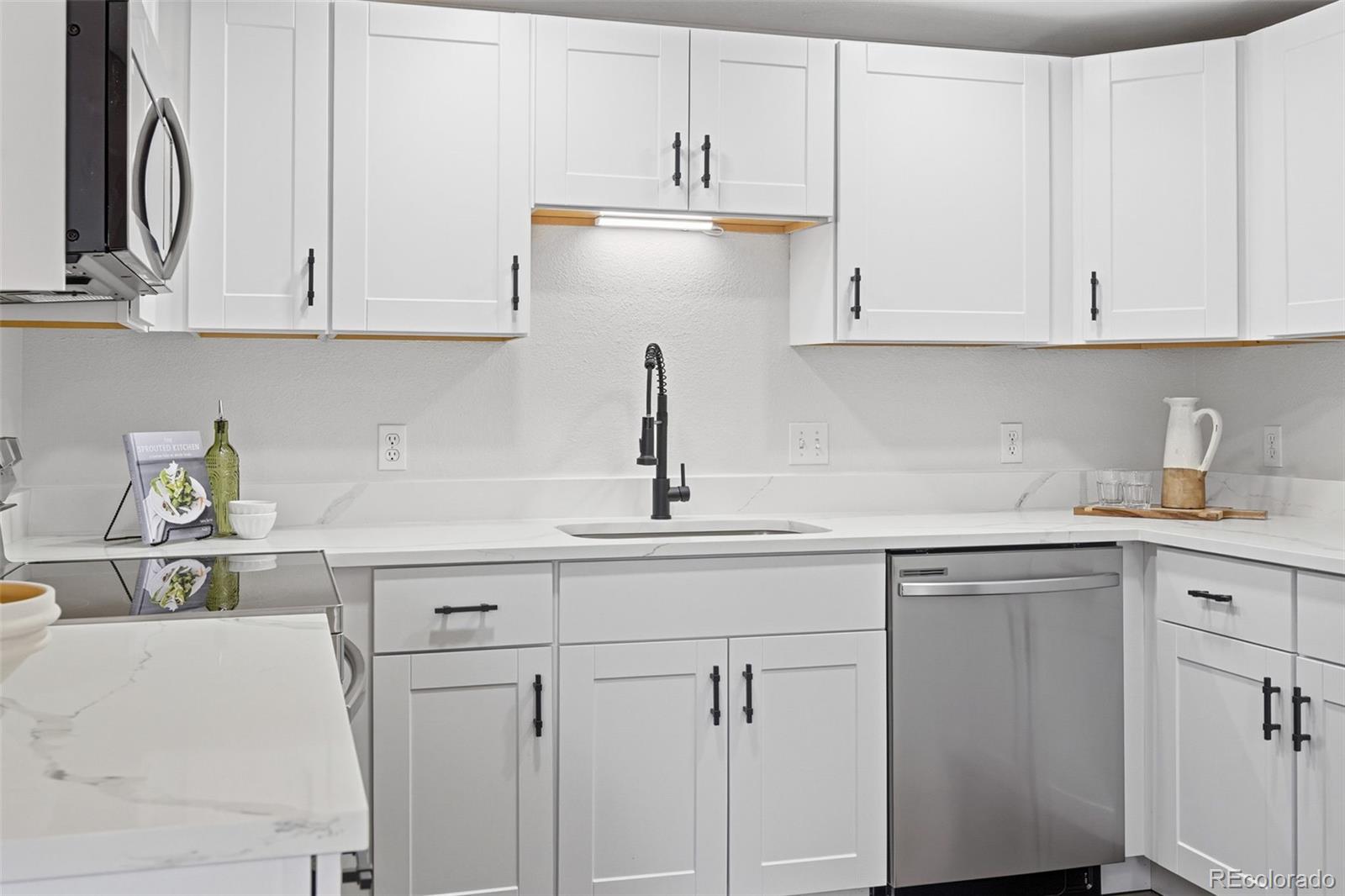 MLS Image #6 for 12149 w chenango drive,morrison, Colorado