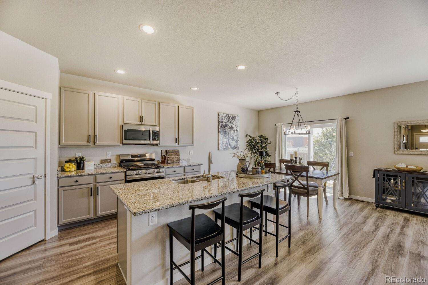 MLS Image #3 for 291  sabin way,lochbuie, Colorado